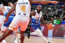 新疆男篮赢得关键一战,实现一举夺冠盼望(新疆男篮赢得关键一战,实现一举夺冠盼望了吗)